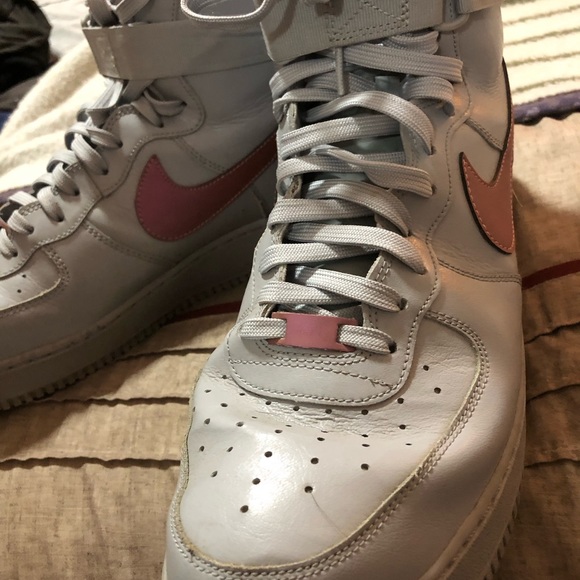 Men’s Nike Air Force 1 size 13 - Picture 2 of 3